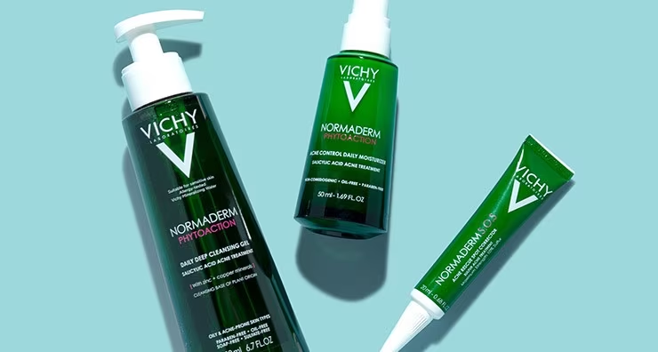 Dòng sản phẩm Normaderm từ Vichy, ứng dụng công nghệ vi sinh - phần lợi khuẩn (Probiotic Fractions) hỗ trợ tái tạo và làm dịu da, giúp da dung nạp acid tốt hơn.