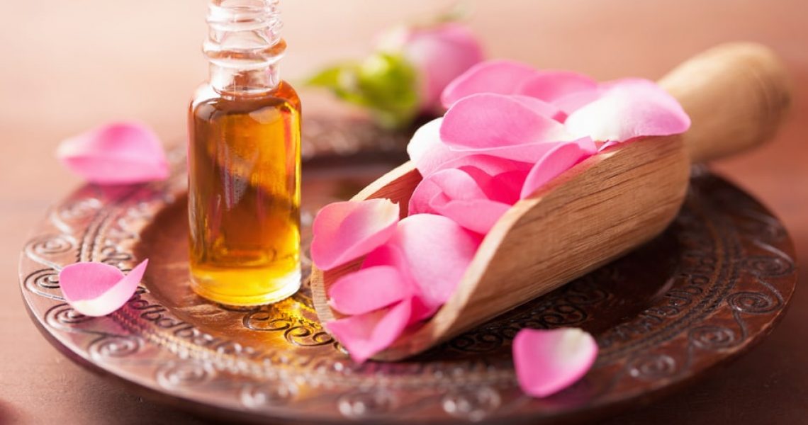 Top 9 loại tinh dầu giảm nếp nhăn, chống lão hóa hiệu quả - Ảnh 4. Top 9 loại tinh dầu giảm nếp nhăn, chống lão hóa hiệu quả - Ảnh 4.